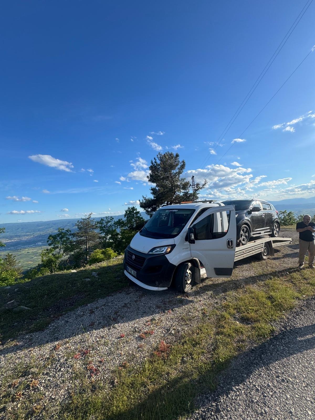 Niksar Yol Yardım Çekici Kurtarma Aracı